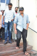 Raja Cheyyi Vesthe Movie Team at Devi Theater